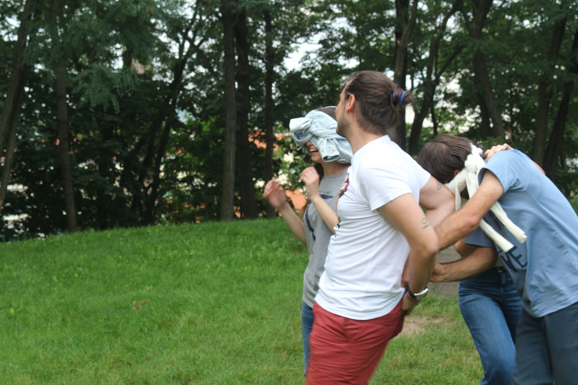 outdoor team building activities